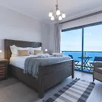 Blue Outlook Retreat By Atlantic Holiday home Agua de Pena
