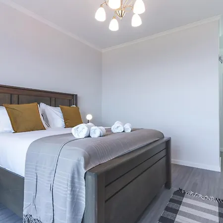 Blue Outlook Retreat By Atlantic *