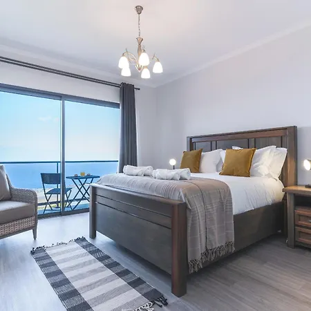 Blue Outlook Retreat By Atlantic בית נופש *