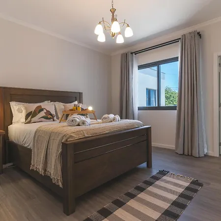 Blue Outlook Retreat By Atlantic *