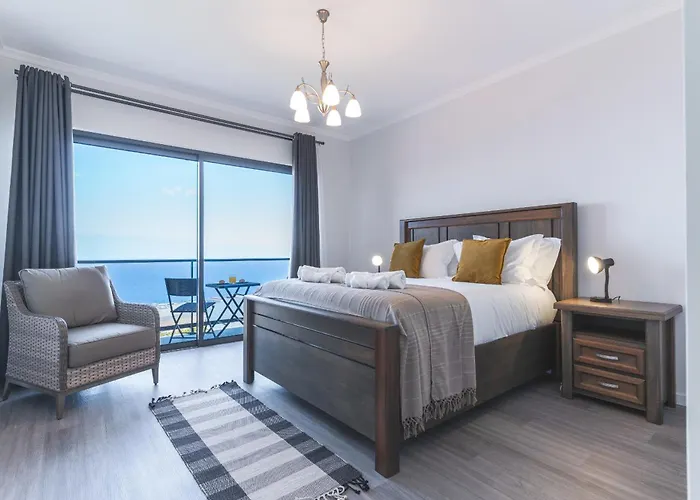 Blue Outlook Retreat By Atlantic 度假居 *