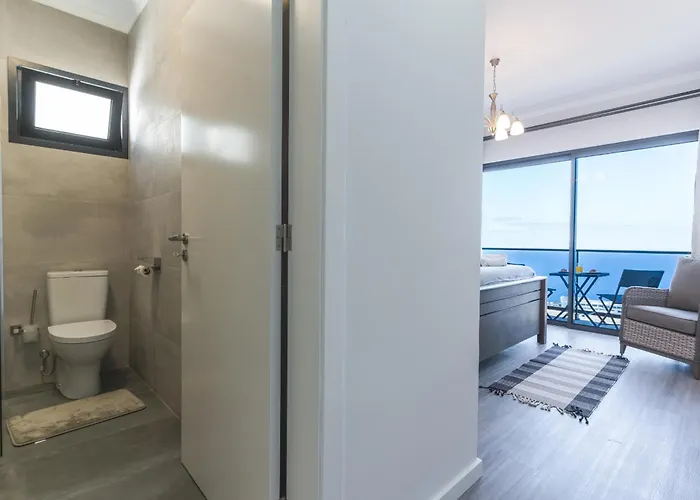 Blue Outlook Retreat By Atlantic